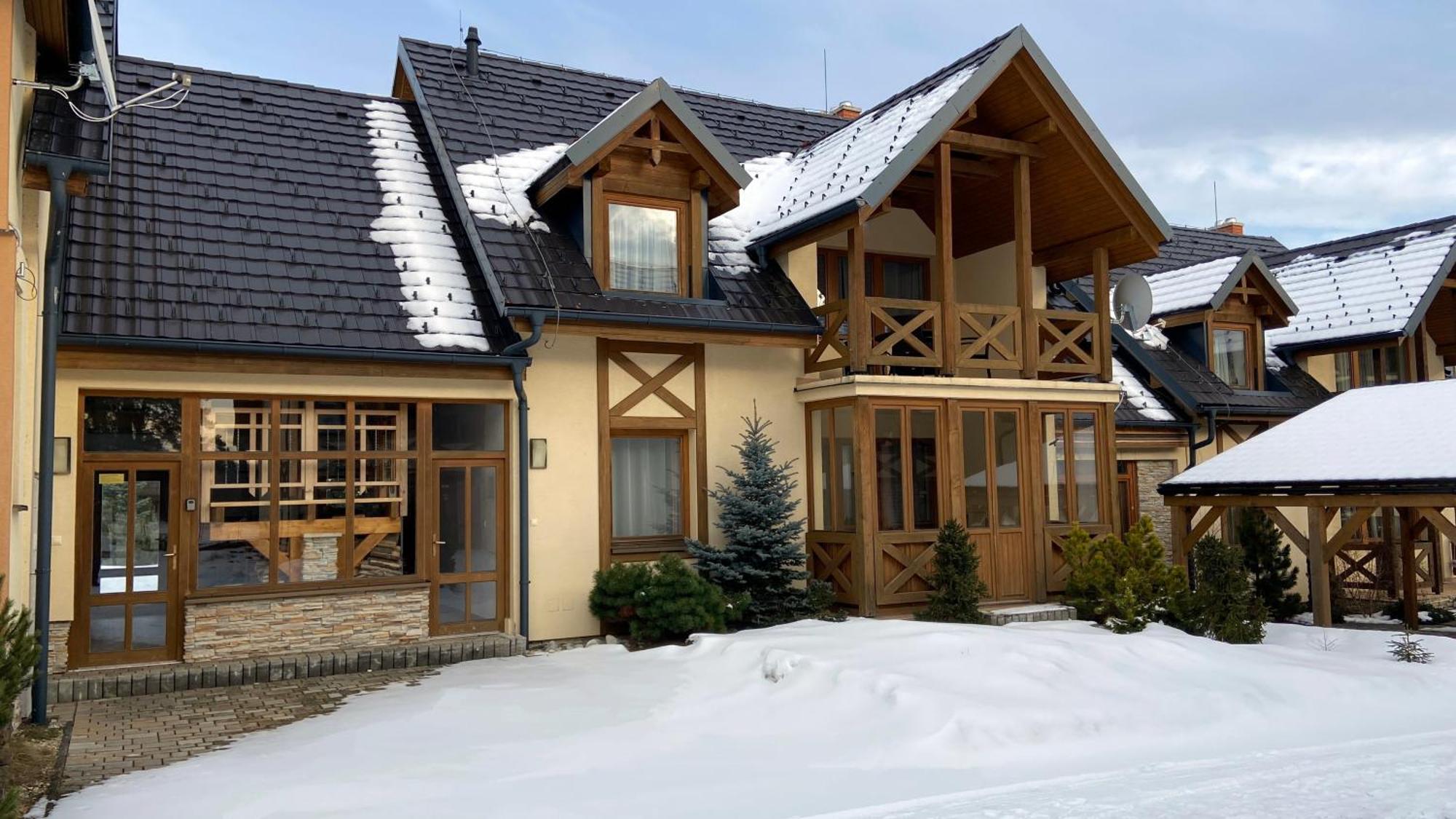 Apartments Highland Stara Lesna Ngoại thất bức ảnh